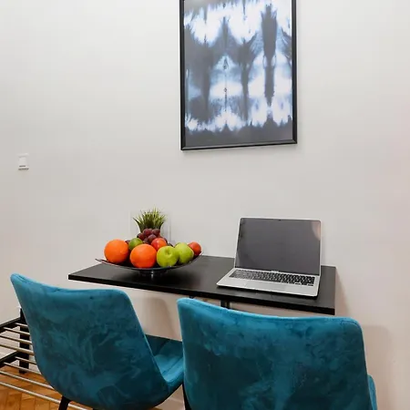 Boutique R611 * 布达佩斯